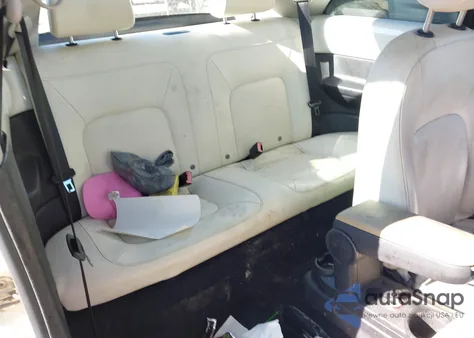 2008 Volkswagen New Beetle Black Tie Edition/Triple White из США, поврежденный, VIN 3VWFW31CX8M515287